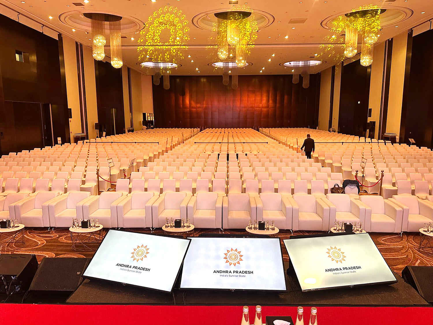 2_Audio and Sound system rental solutions in dubai copy